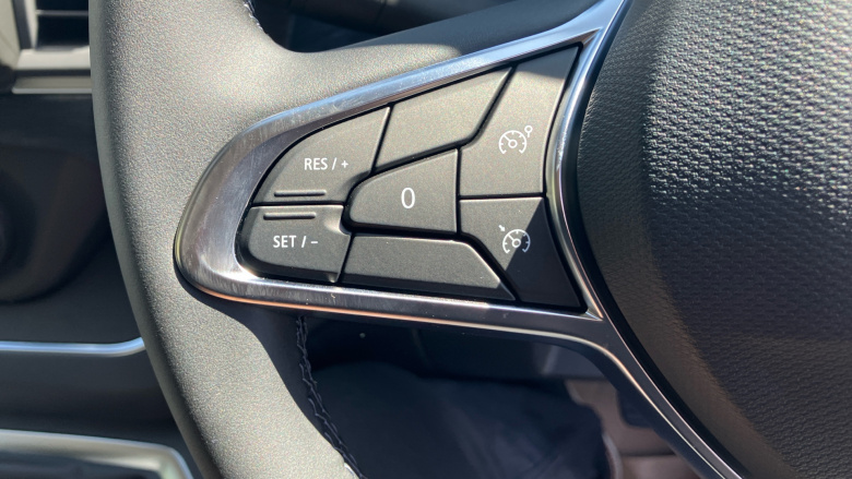 Renault Trafic Swb Diesel SL30 Blue dCi 130 Extra [Safety] Van